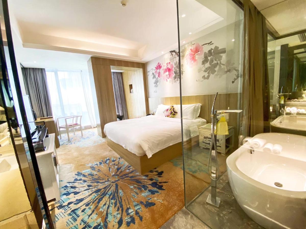 Paco Hotel Tаojin Metro Guangzhou - Free Shuttle Bus For Centen Fair Exterior photo