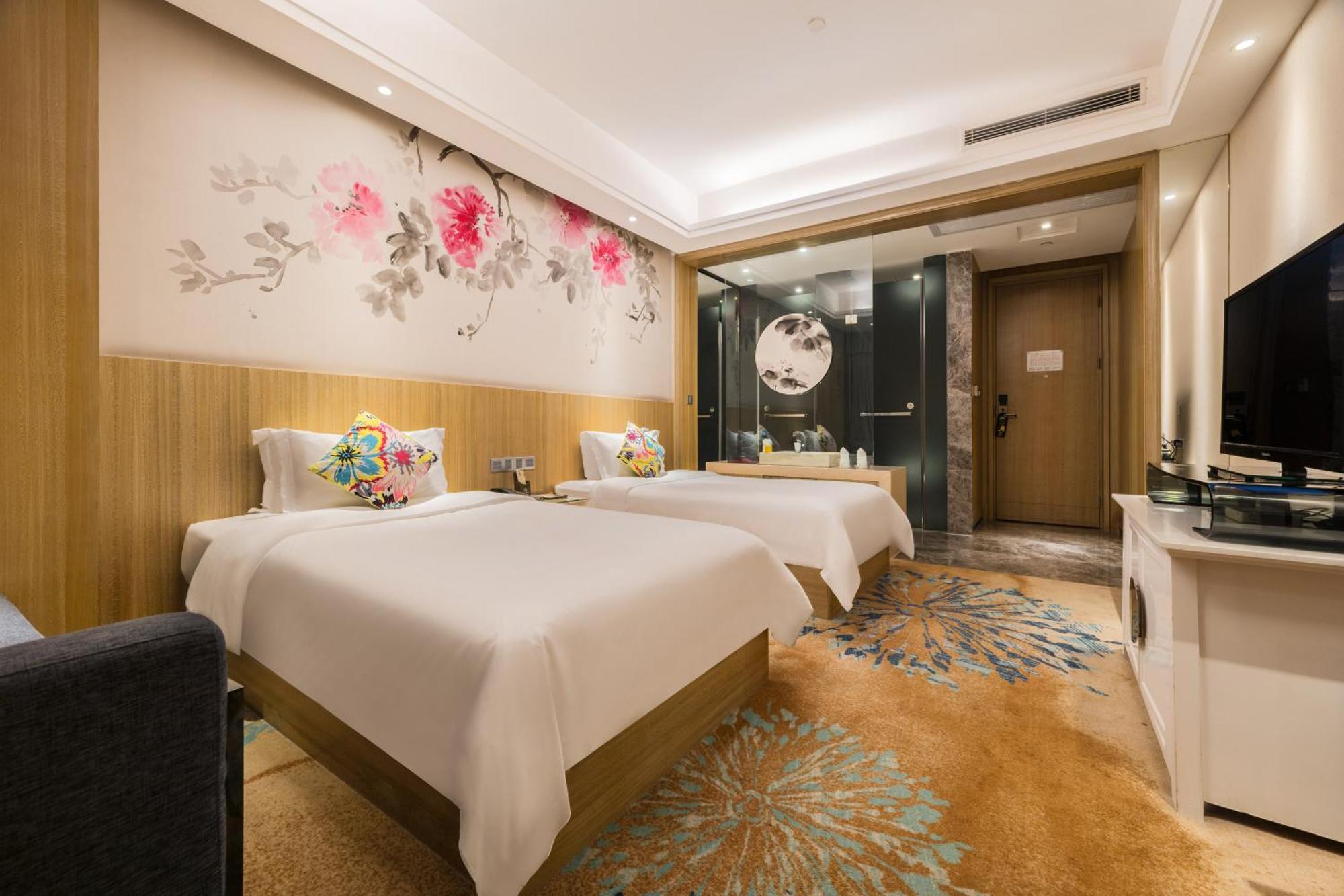 Paco Hotel Tаojin Metro Guangzhou - Free Shuttle Bus For Centen Fair Exterior photo