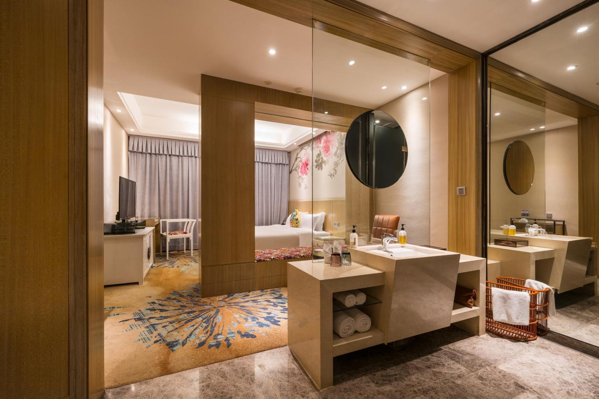 Paco Hotel Tаojin Metro Guangzhou - Free Shuttle Bus For Centen Fair Exterior photo