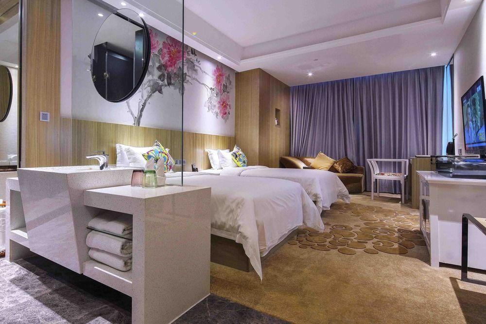 Paco Hotel Tаojin Metro Guangzhou - Free Shuttle Bus For Centen Fair Exterior photo