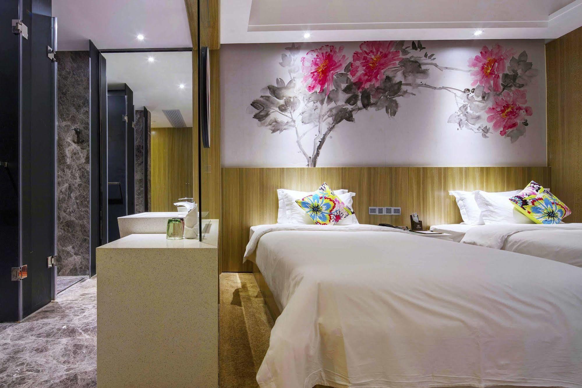 Paco Hotel Tаojin Metro Guangzhou - Free Shuttle Bus For Centen Fair Exterior photo